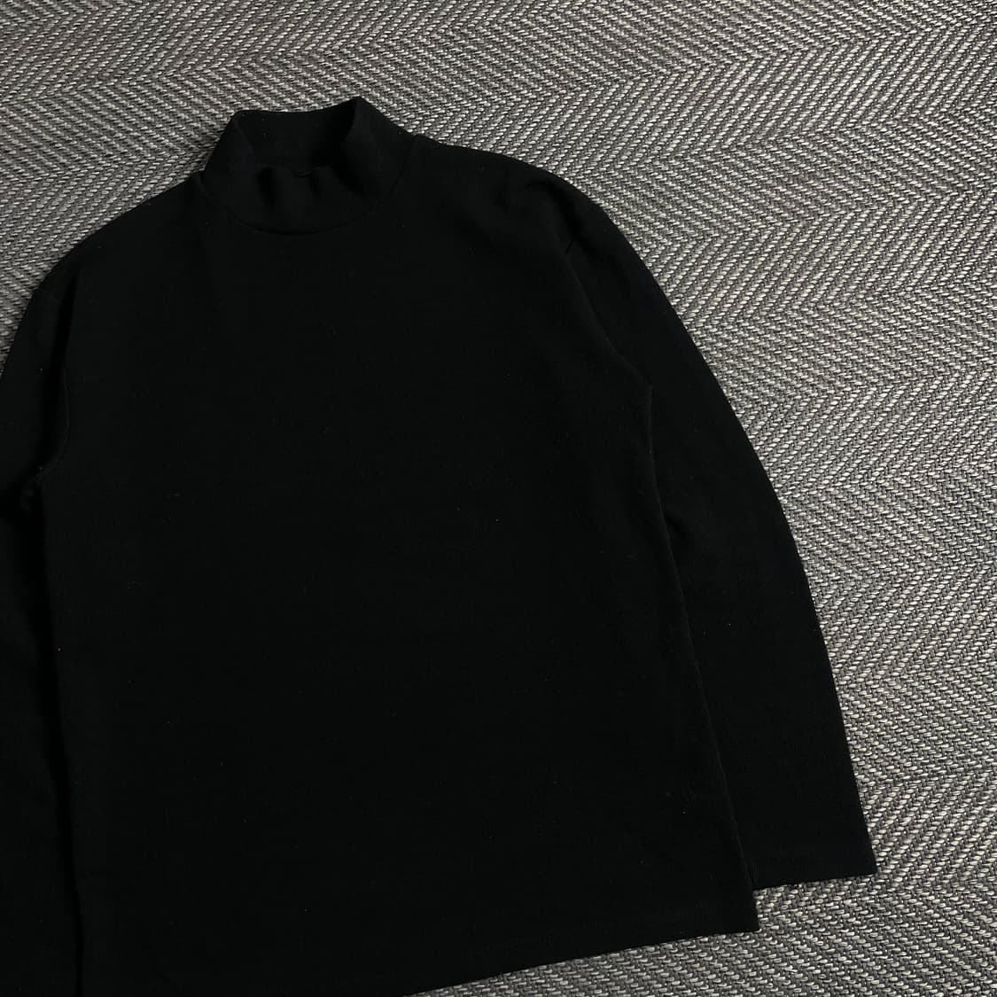 피앤콤마 머슬핏 미니멀 니트 블랙o 3646 상품이미지4