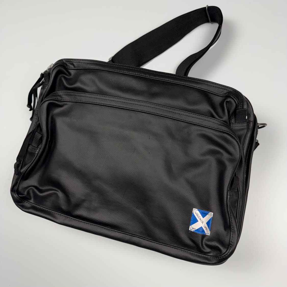 요시다포터 러기지라벨 뉴라이너 숄더백 블랙 상품이미지2