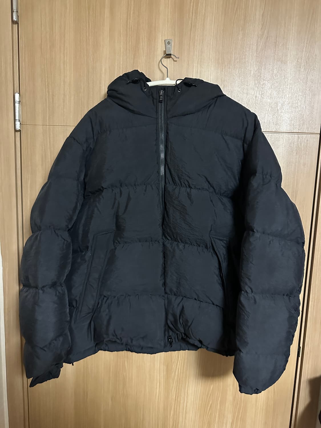 [XL] 블랙아웃 실크패딩 상품이미지1