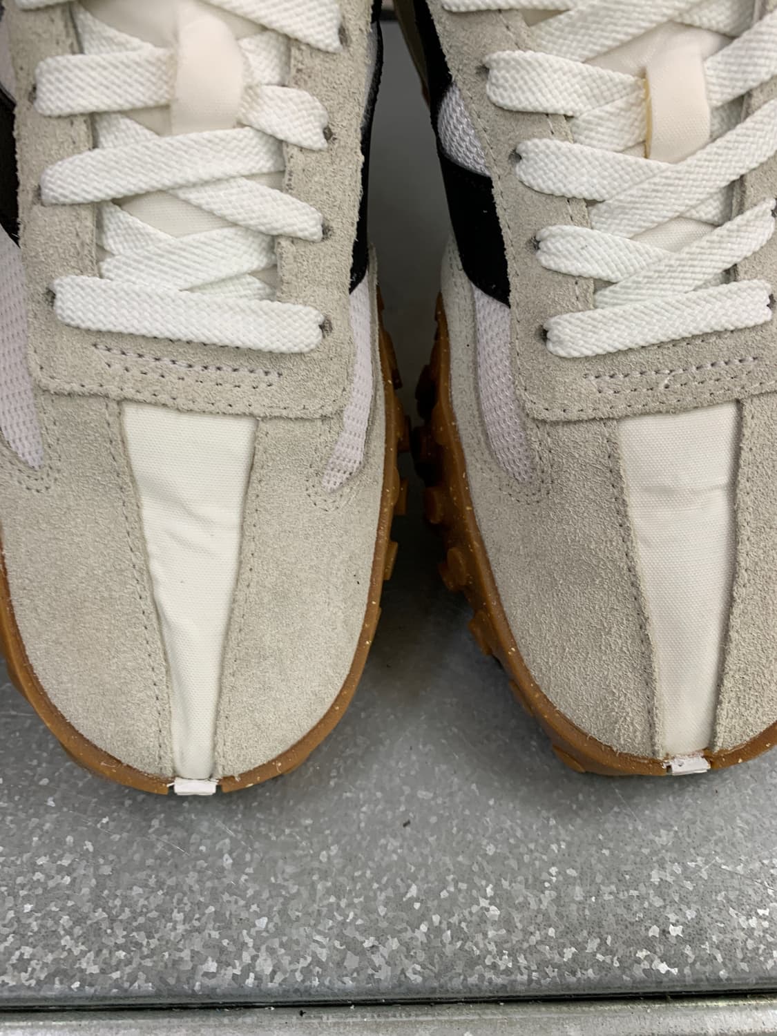 뉴발란스 xc-72 화이트 블랙 235 상품이미지4