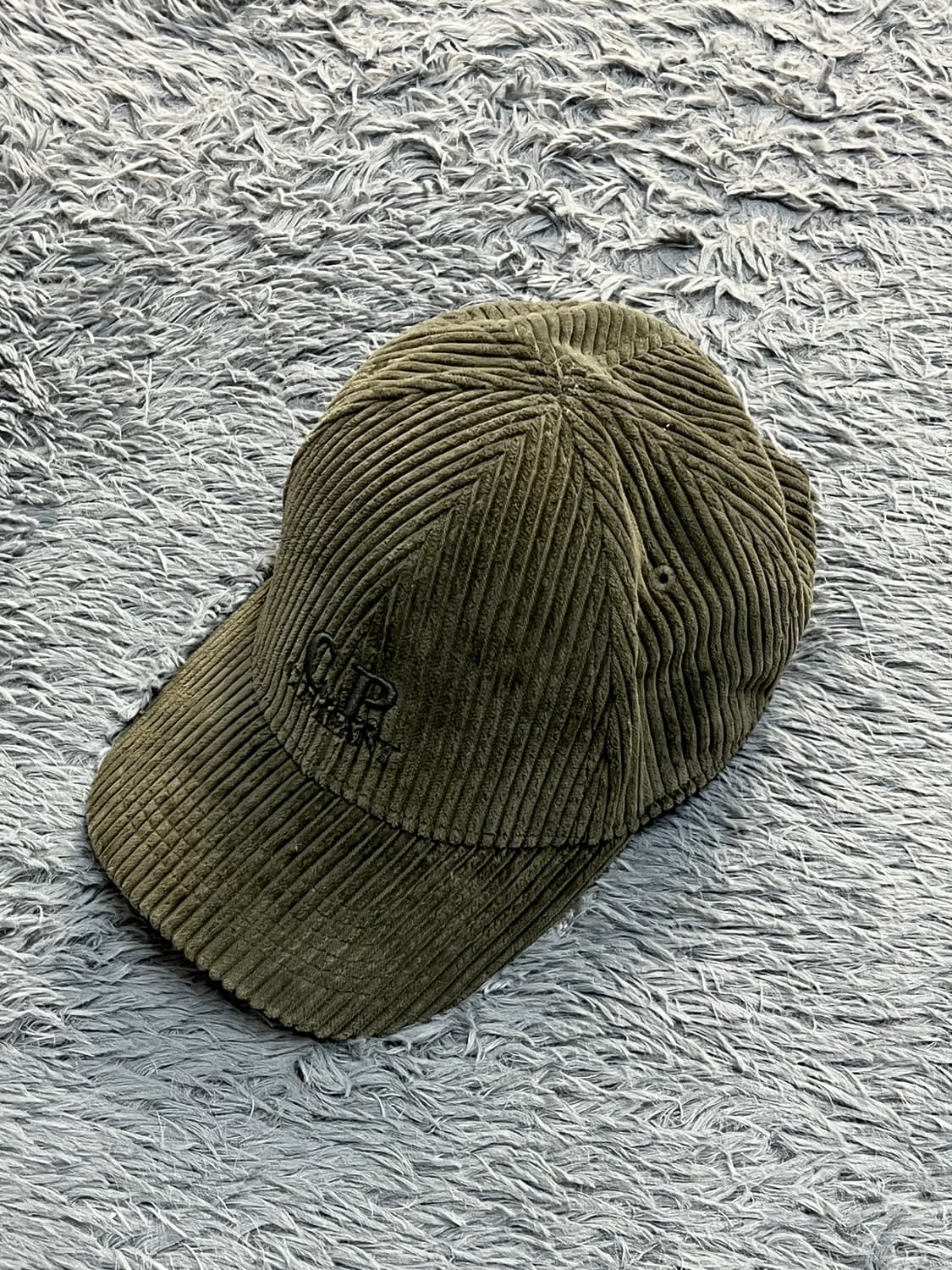 25년식 C.P컴퍼니 코듀로이 볼캡 상품이미지1