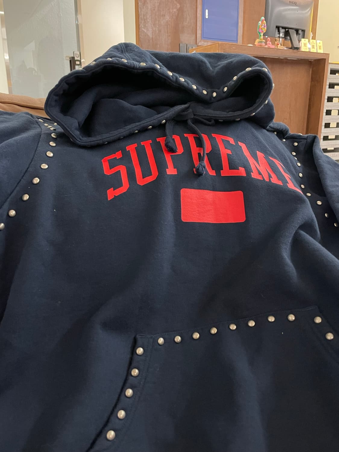 18FW Supreme 슈프림 스터디드 후드티 상품이미지7
