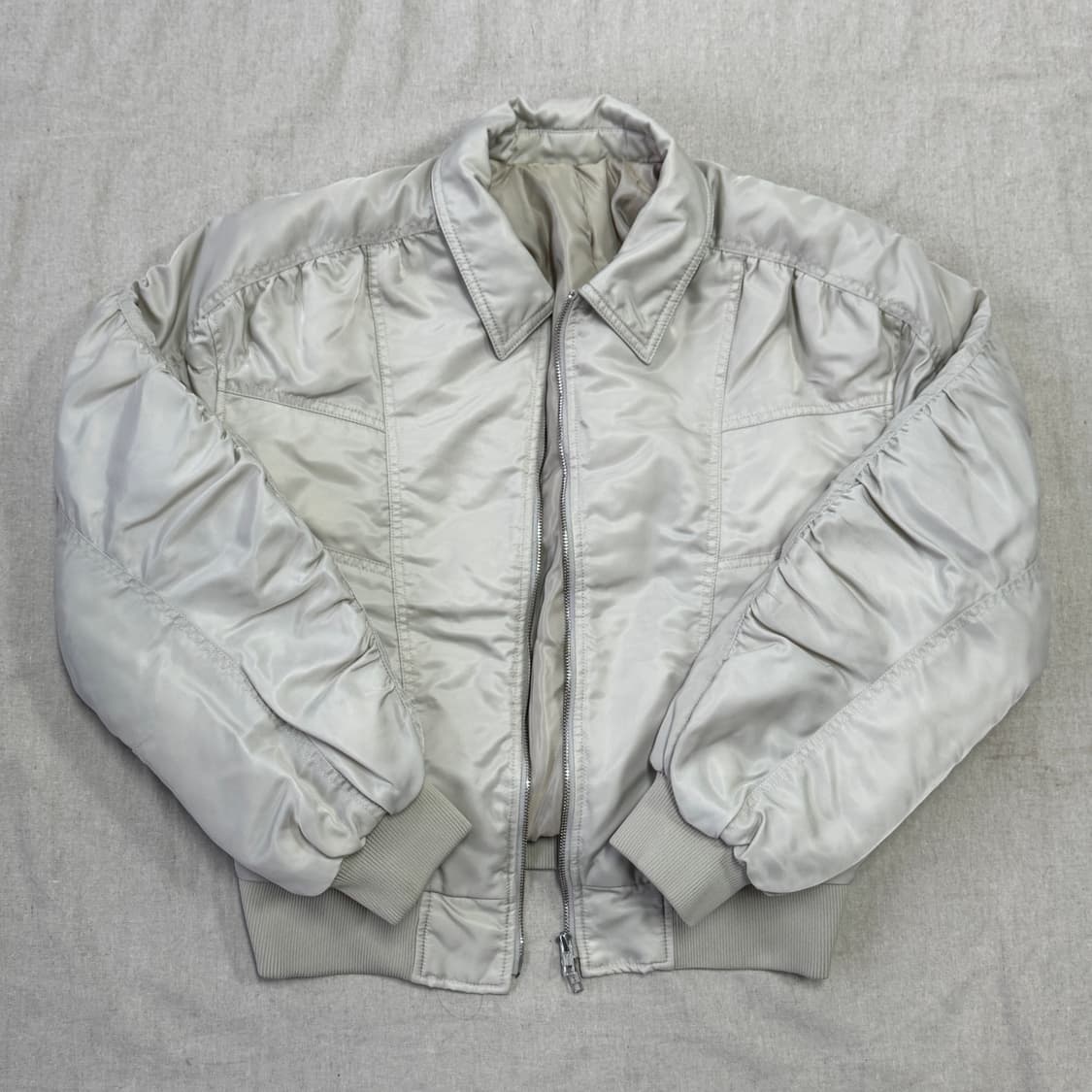 엘무드 아이보리 크롭 점퍼 46 상품이미지1