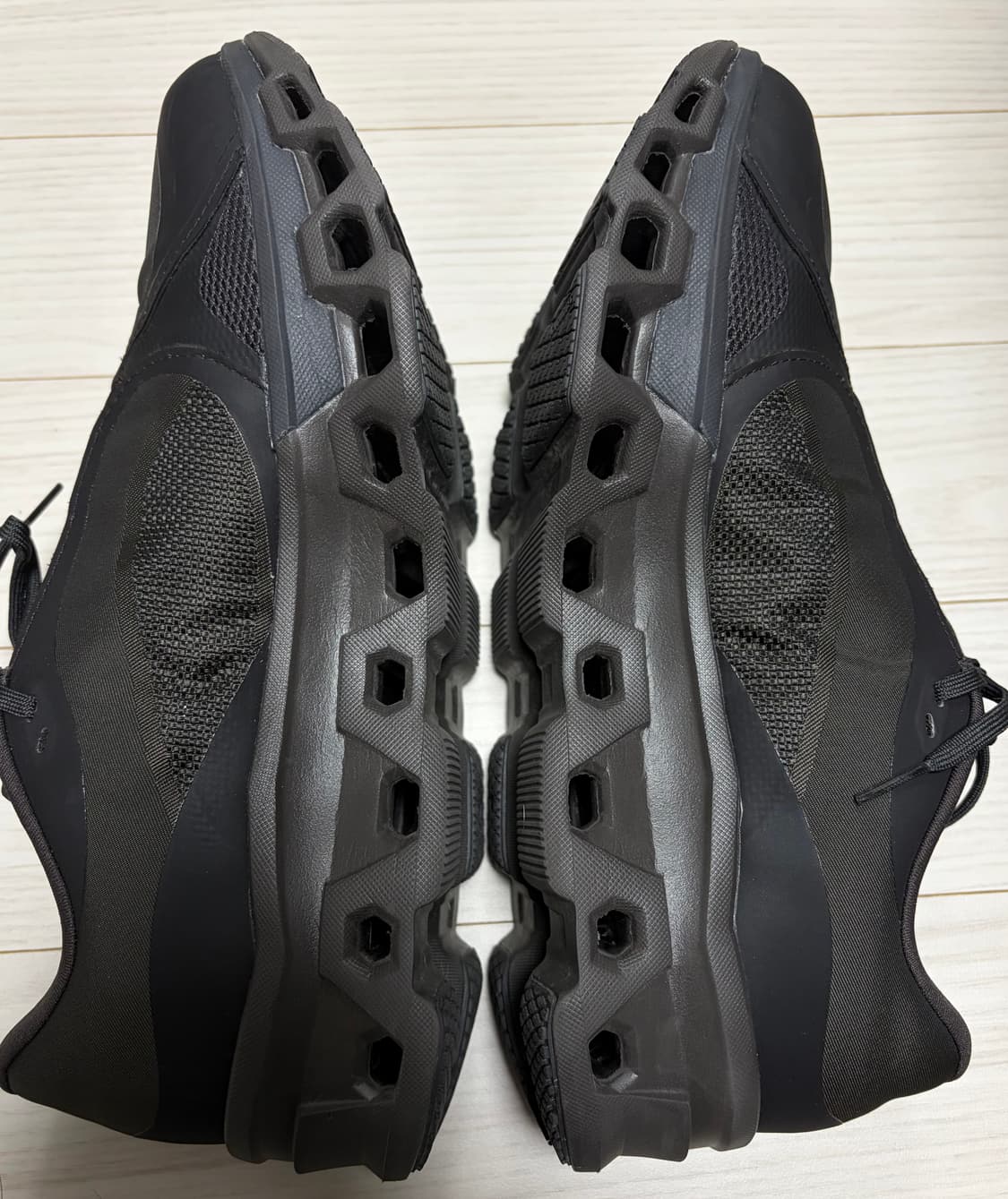 파프 온 클라우드몬스터 2 쏜 브라운 285 상품이미지3