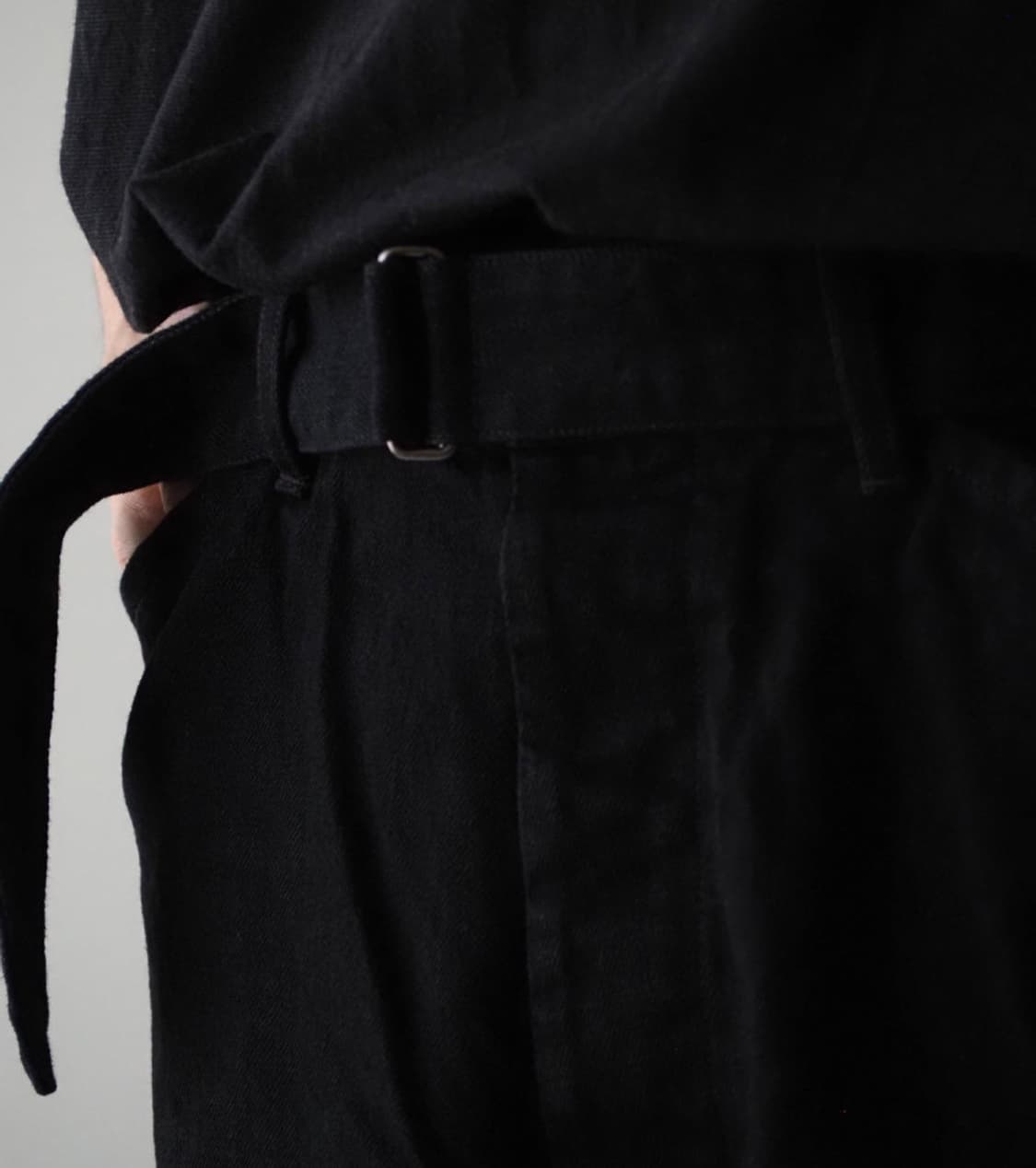 [2] 25fw 코모리 벨티드 블랙 상품이미지8