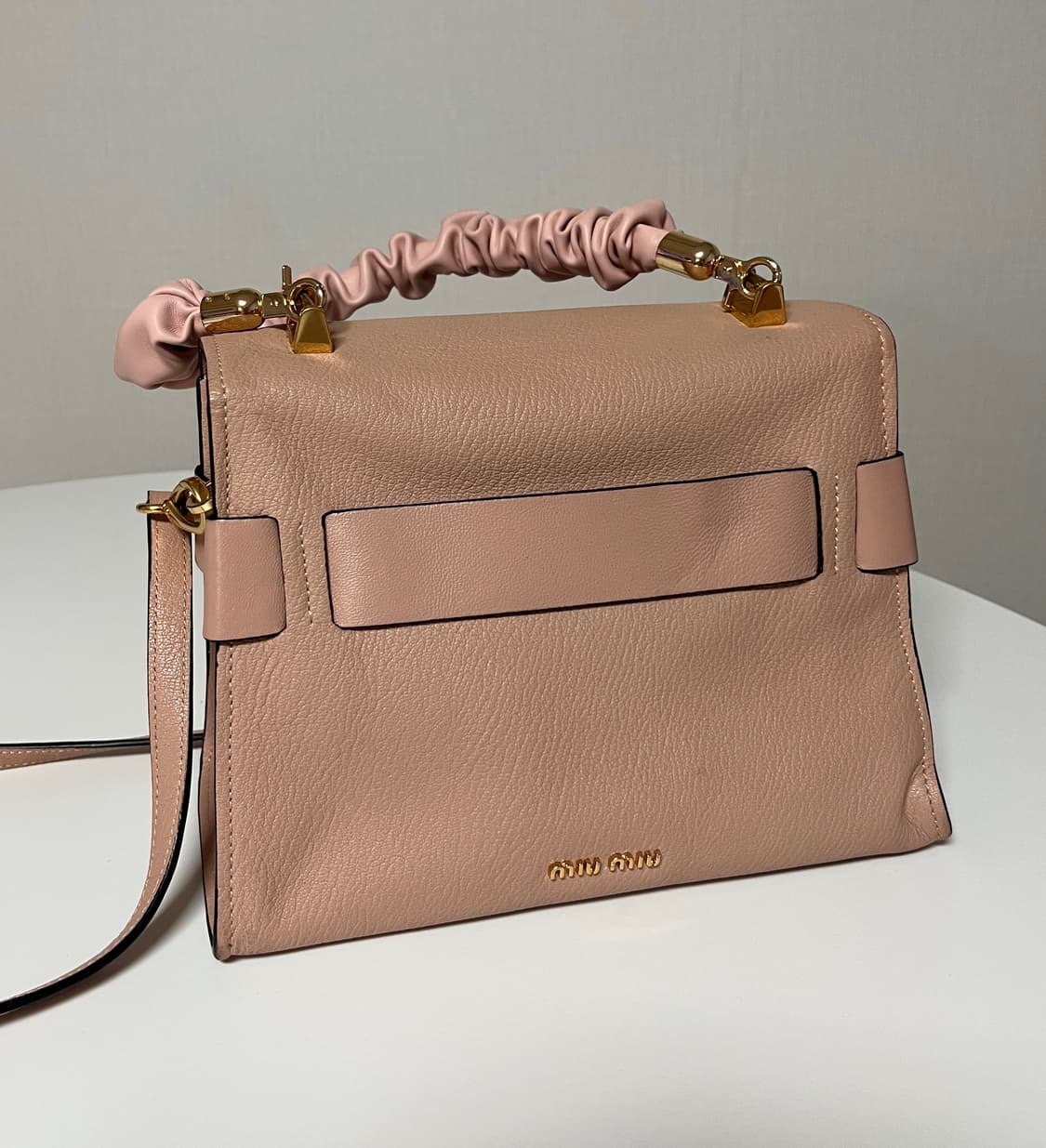 정품 미우미우 탑핸들 숄더백 상품이미지2