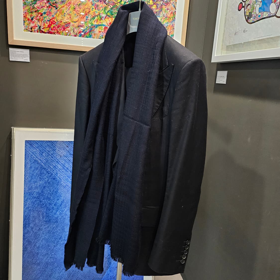 톰포드 울 타탄체크 블랙 머플러 상품이미지2