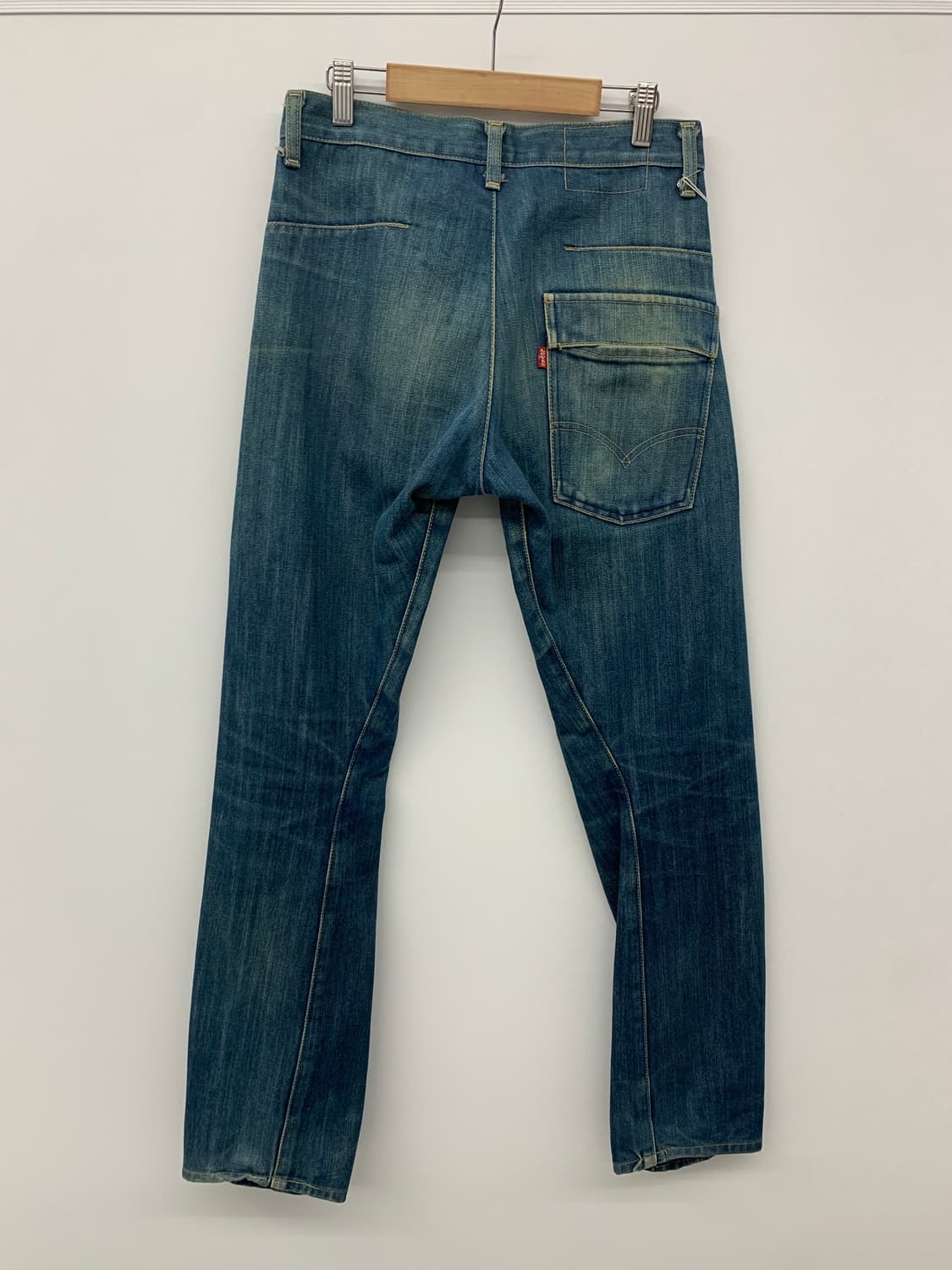 리바이스 엔지니어드 타이트 데님 상품이미지3