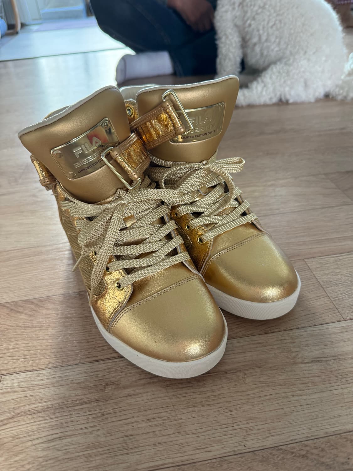 휠라 x 빅뱅 콜라보 골드 하이탑 (250mm) 상품이미지2