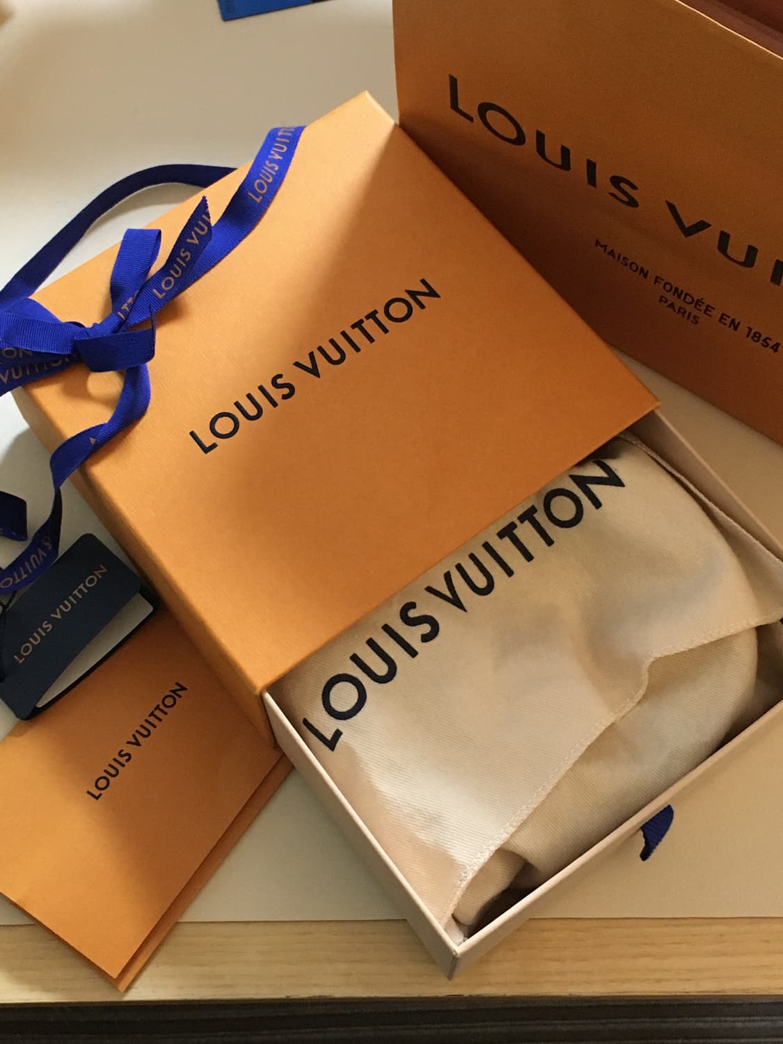 루이비통 모노그램 반둘리에 스트랩 상품이미지2