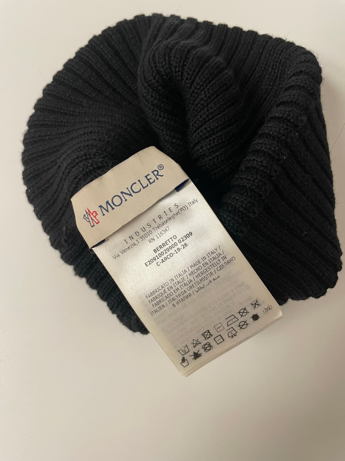 몽클레어 니트 비니 블랙 상품이미지2