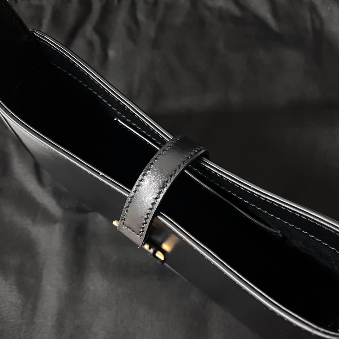 [S+급/정품] 생로랑 미니 호보백 le 5 a 7 가방 블랙 상품이미지6