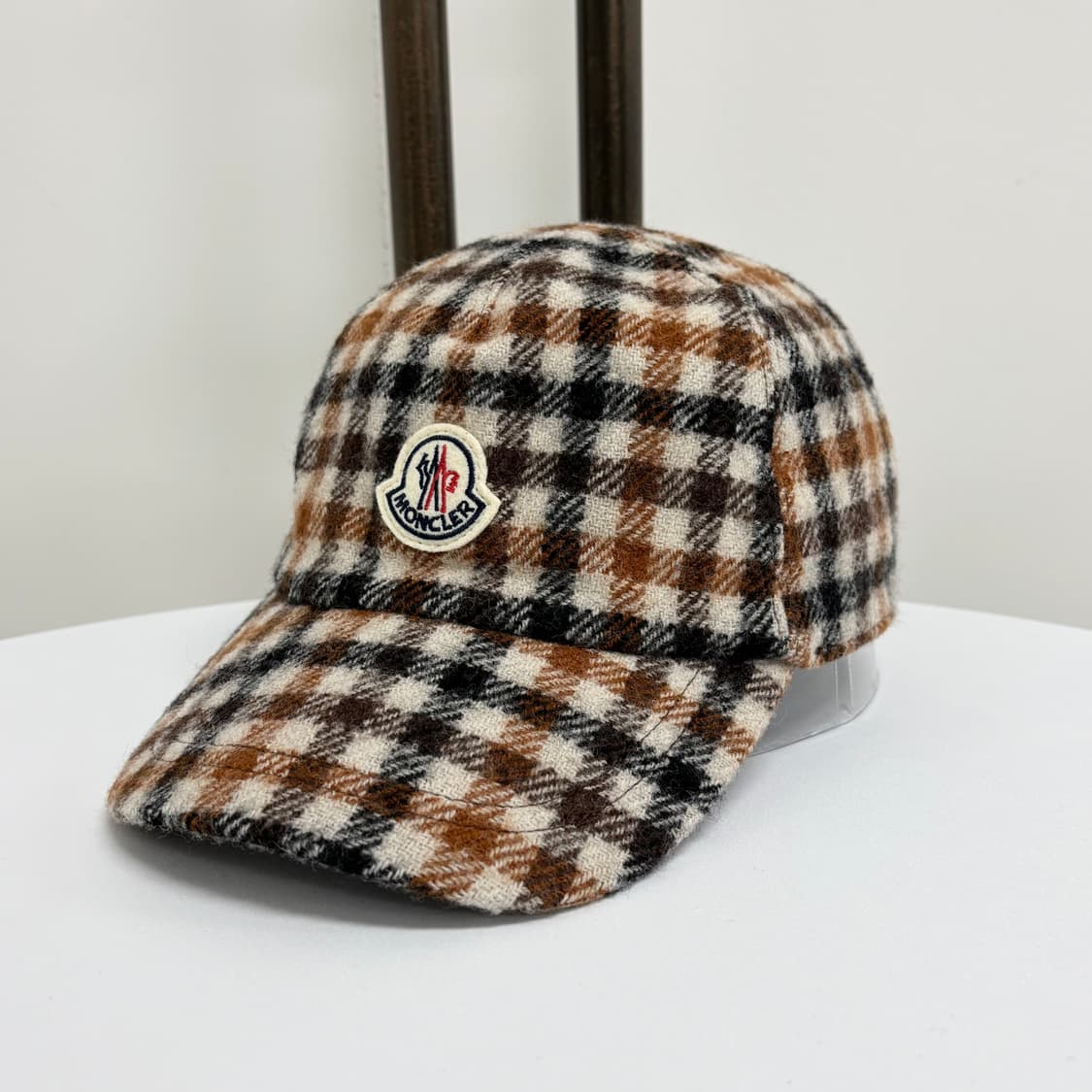 [OS]몽클레어 체크패턴 울 볼캡 상품이미지1
