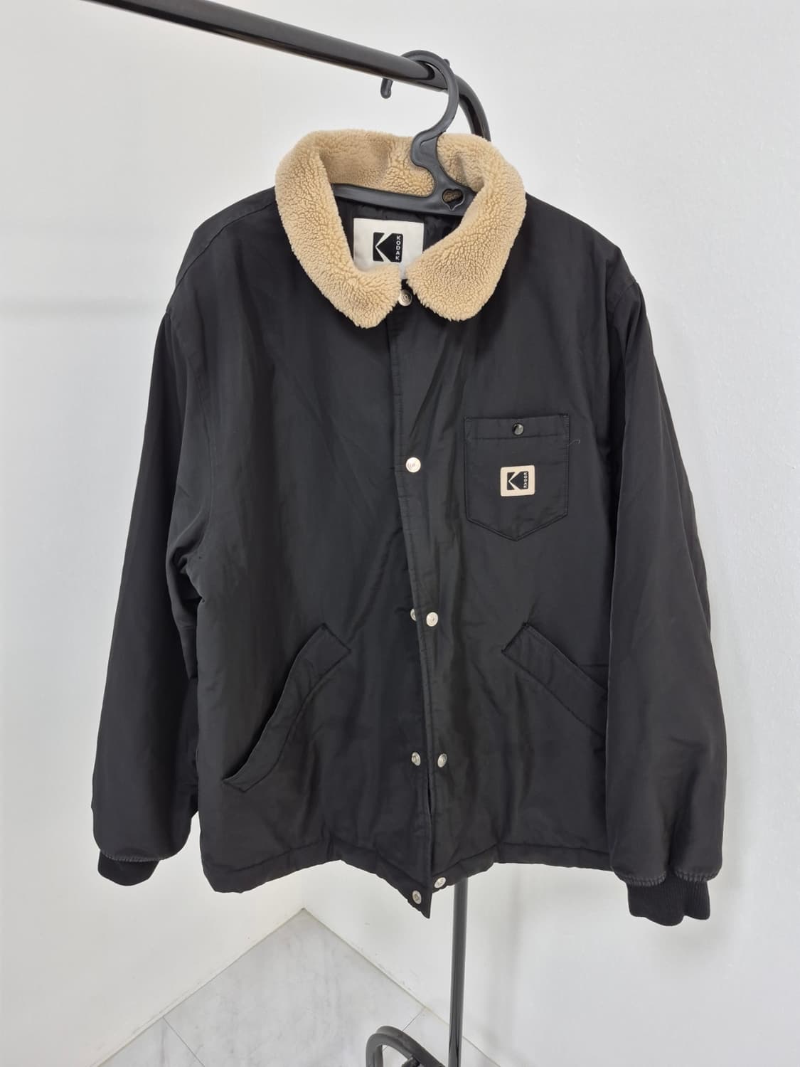 코닥 정품 코치패딩자켓 빅로고 누빔 자켓 잠바 100사이즈
팝니다 상품이미지1