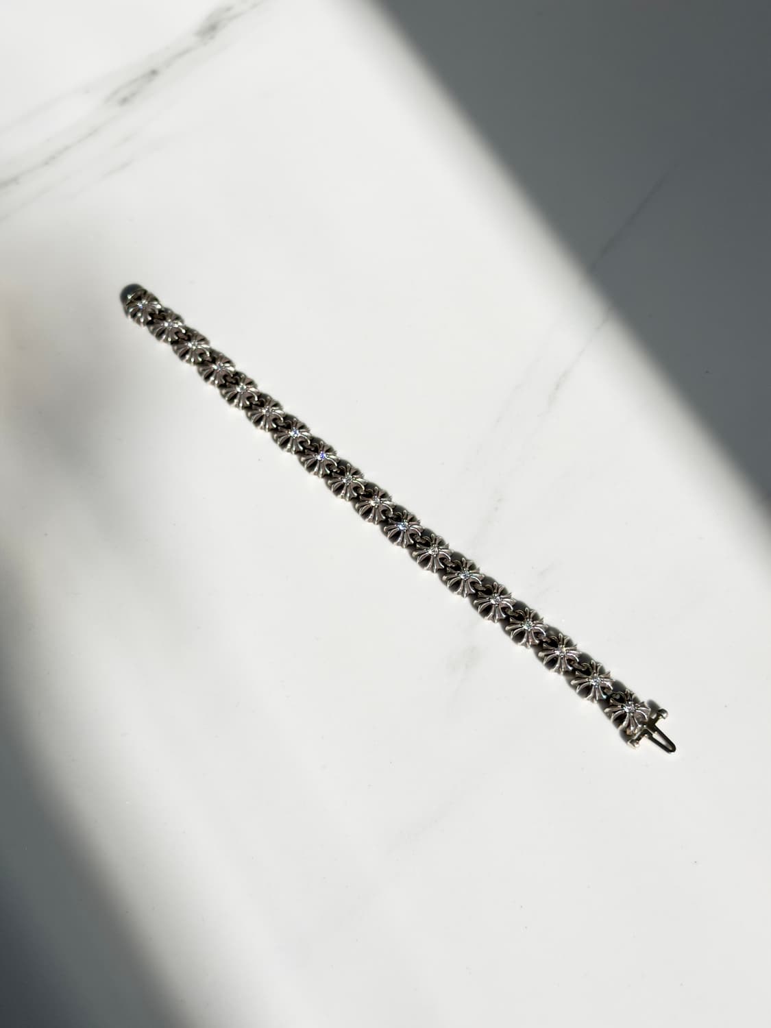 크롬하츠 타이니 E CH 플러스 크로스 풀파베 다이아 팔찌 신세계영수증O 상품이미지1