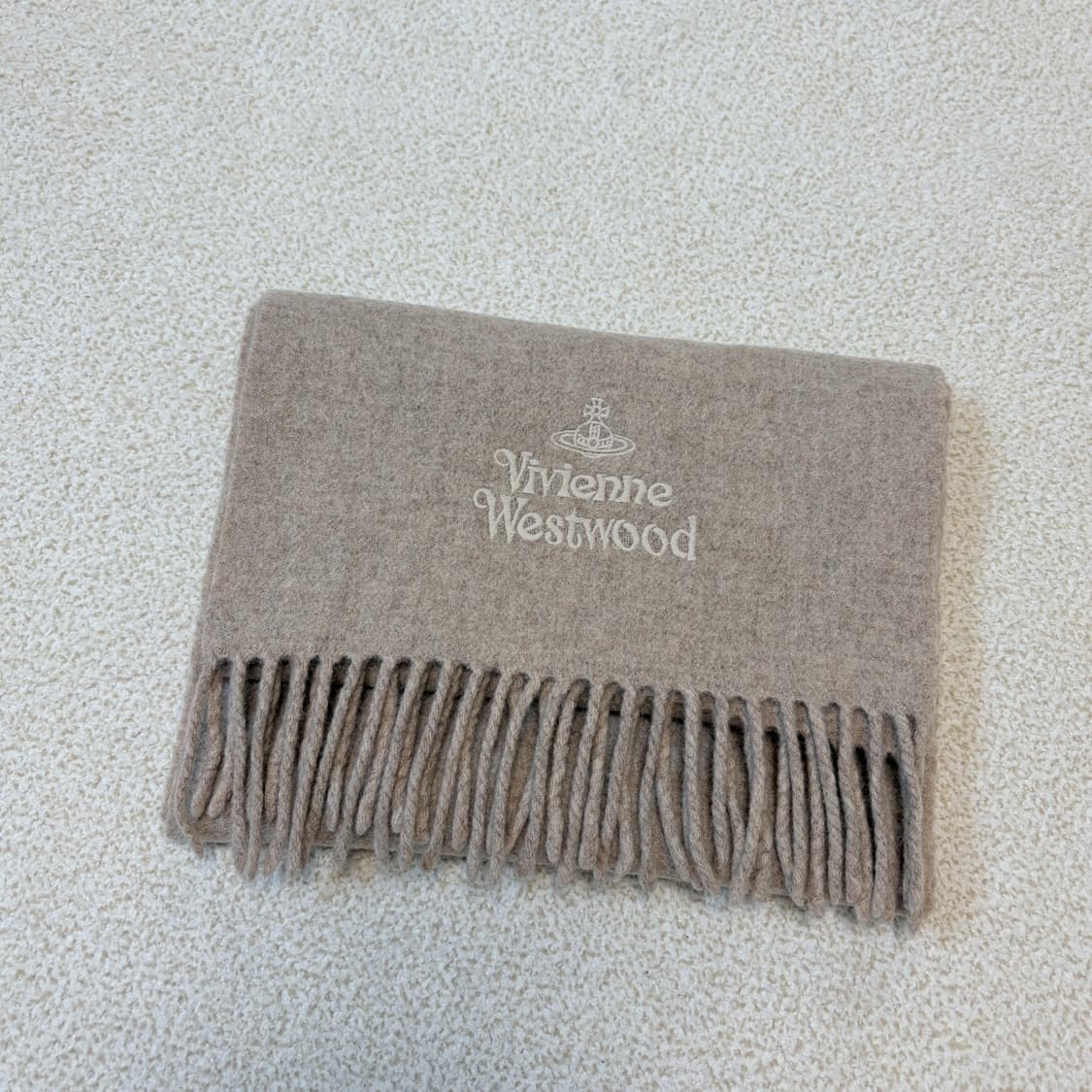 비비안웨스트우드 울 머플러 오트밀 상품이미지3