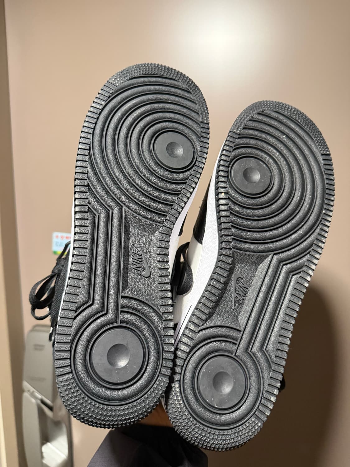 [295]나이키 x 스투시 에어포스 1 미드 SP 블랙 앤 라이트 본 상품이미지3