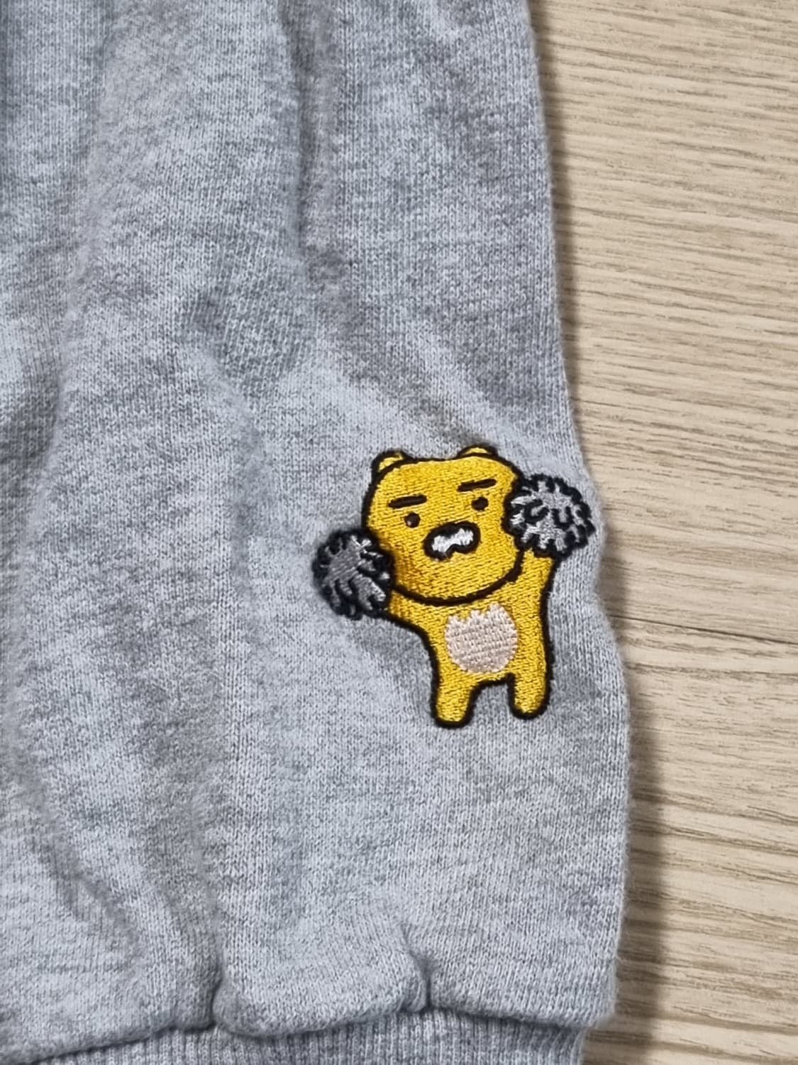 카카오 프렌즈 라이언 회색 후드 상품이미지2