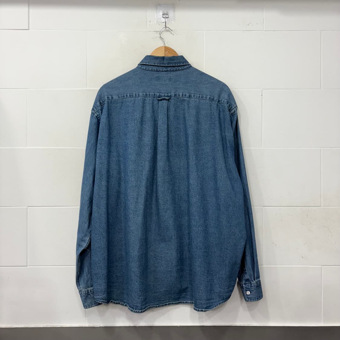 예일 레귤러핏 헤리티지 댄 데님 셔츠  상품이미지5