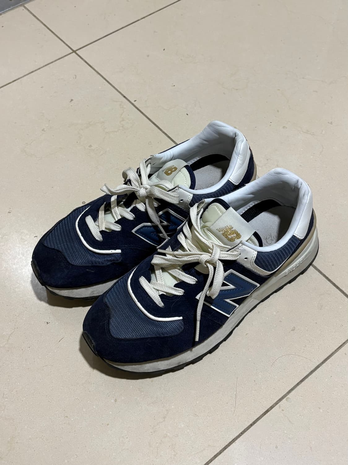 뉴발란스 574 레거시 네이비 상품이미지1
