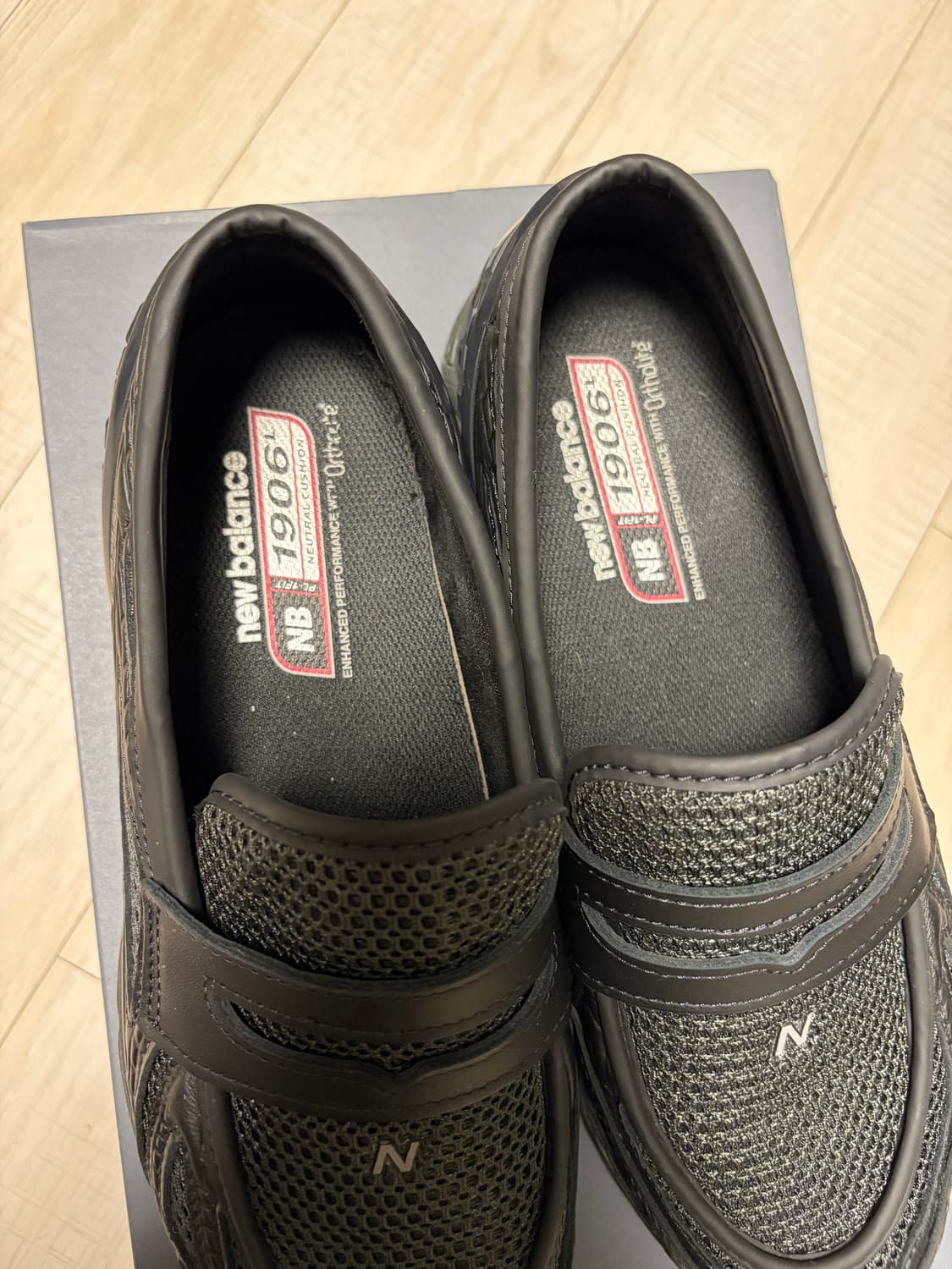 뉴발란스 1906L 블랙 탑 팬텀 275 상품이미지5