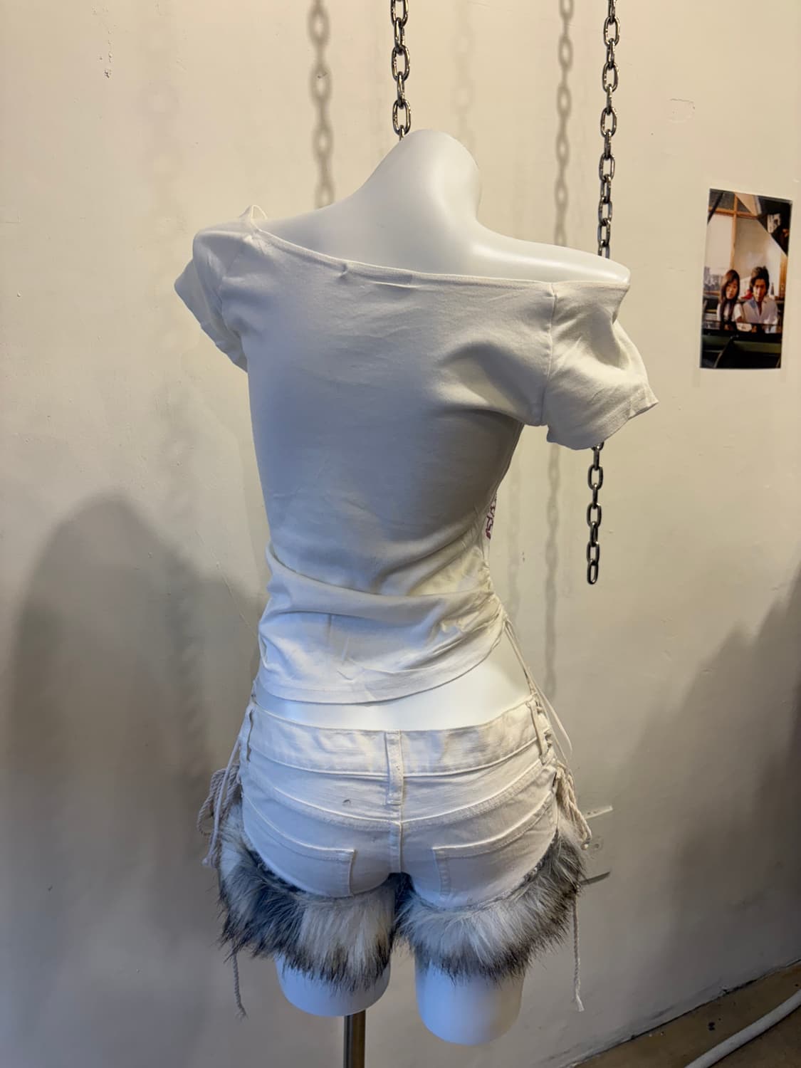사이드 셔링 플라워 큐빅 화이트 반팔 오리엔탈 상품이미지3