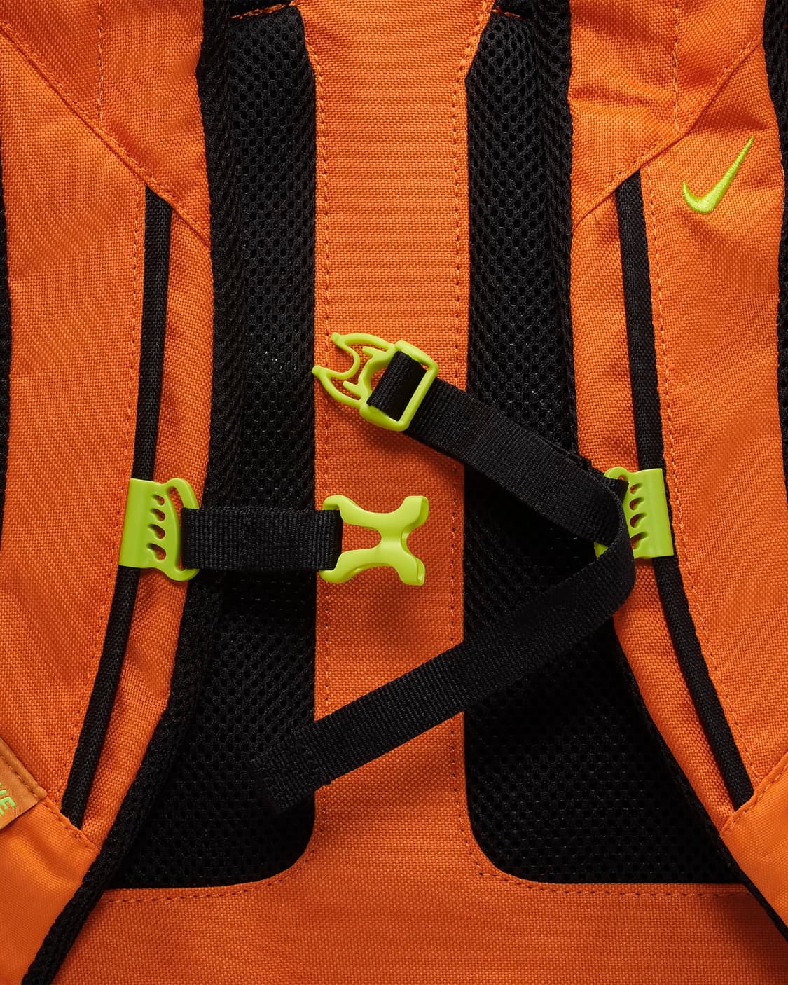 [새상품] 나이키 백팩 데이팩 24L 오렌지 상품이미지3