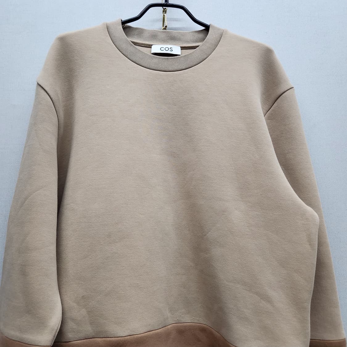 COS 코스 컬러블럭 맨투맨 L(남여공용) 상품이미지2