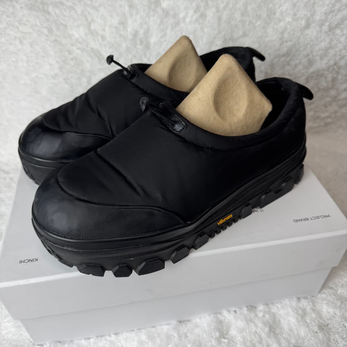 아모멘토 비브람 패디드 슬립온 스니커즈 8 size 상품이미지5