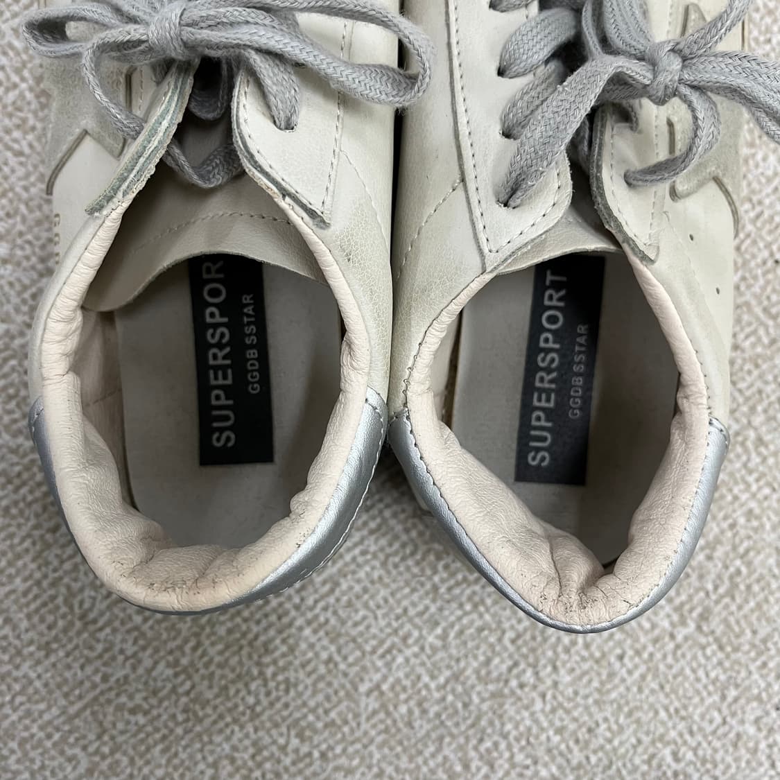 235정도 골든구스 슈퍼스타 스니커즈 0126M 상품이미지7