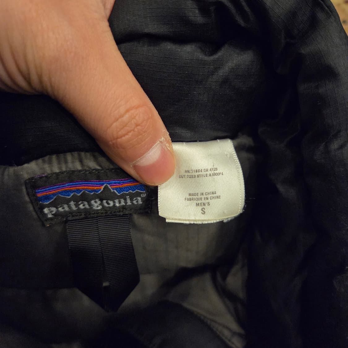 파타고니아 패커블 다운 자켓 패커블 패딩 블랙 s 상품이미지3