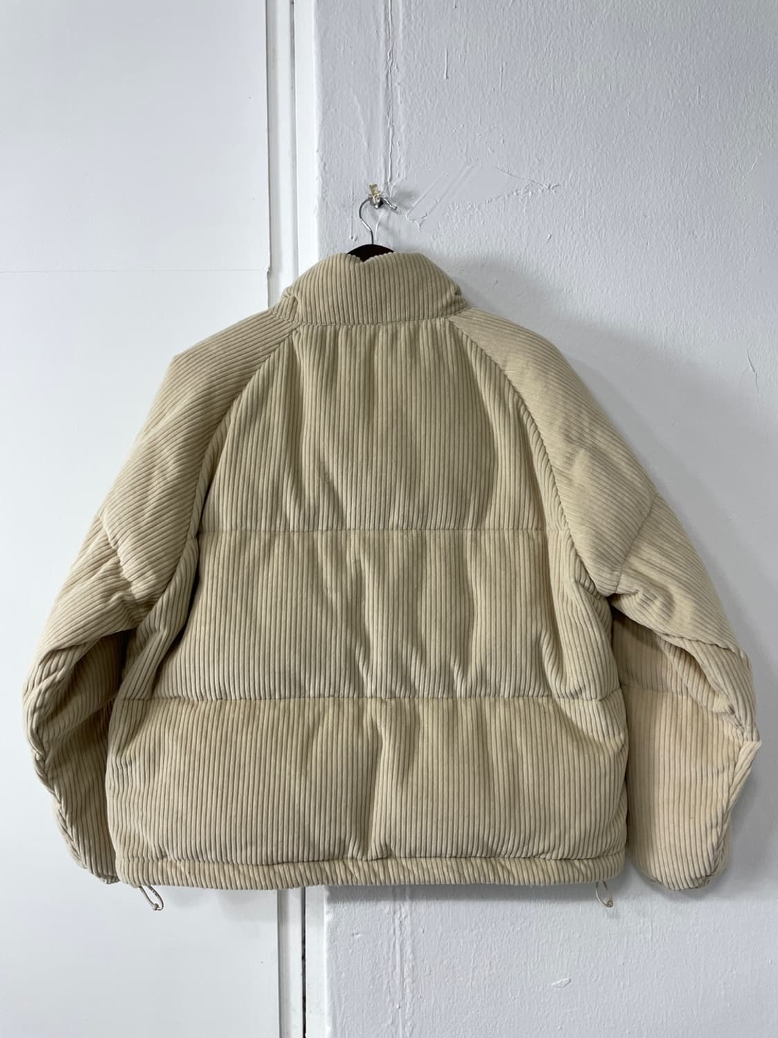 와릿이즌 마크 곤잘레스 코듀로이 패딩  상품이미지3