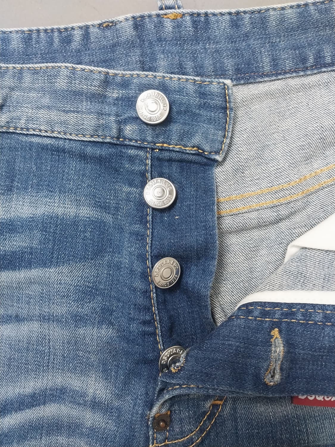 [34] 졍품 디스퀘어드2 화이트스팟 청반바지 데님 쇼츠 상품이미지5