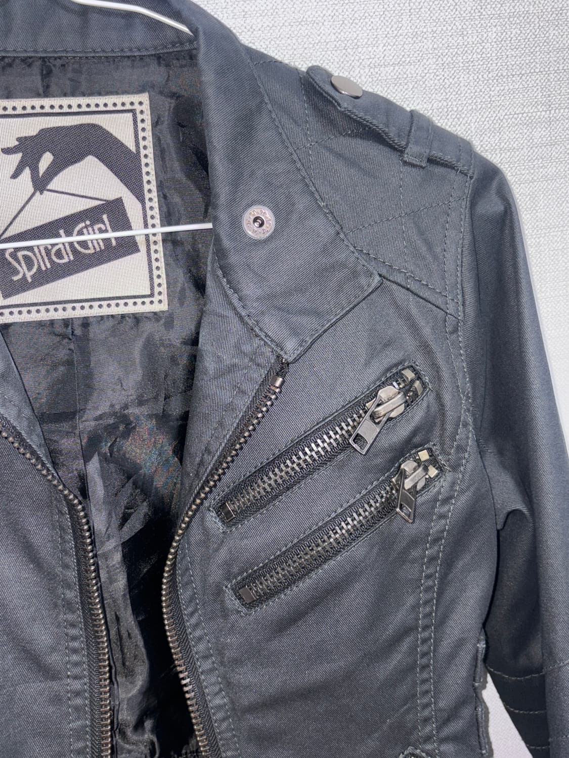 스파이럴 걸 일본 빈티지 바이커 라이더 자켓 슬림핏 착샷O 상품이미지3