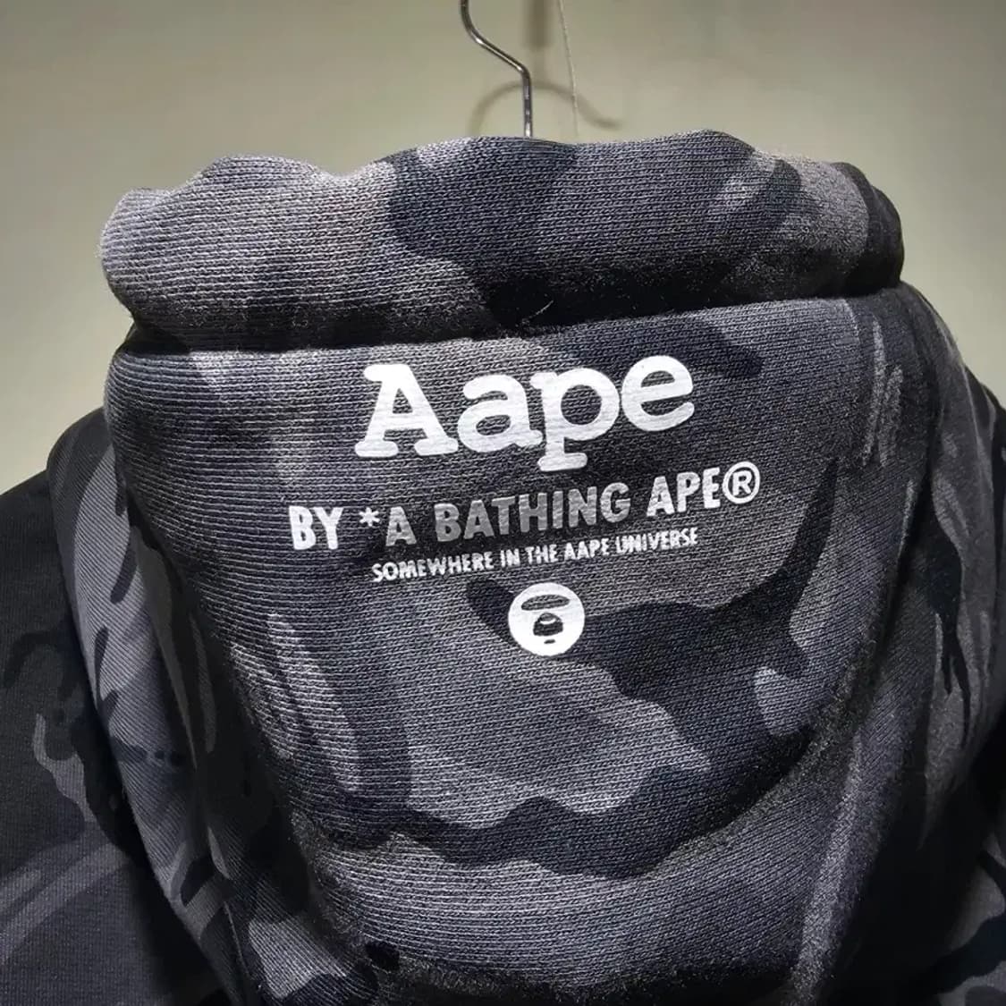에이프(AAPE) 베이프 문페이스 카모 후드 집업 100 상품이미지2