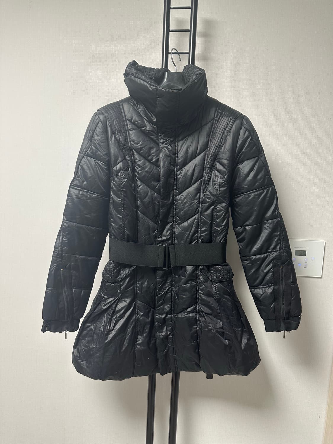 르꼬끄여성   허리밴딩  패딩자켓 S사이즈 상품이미지4
