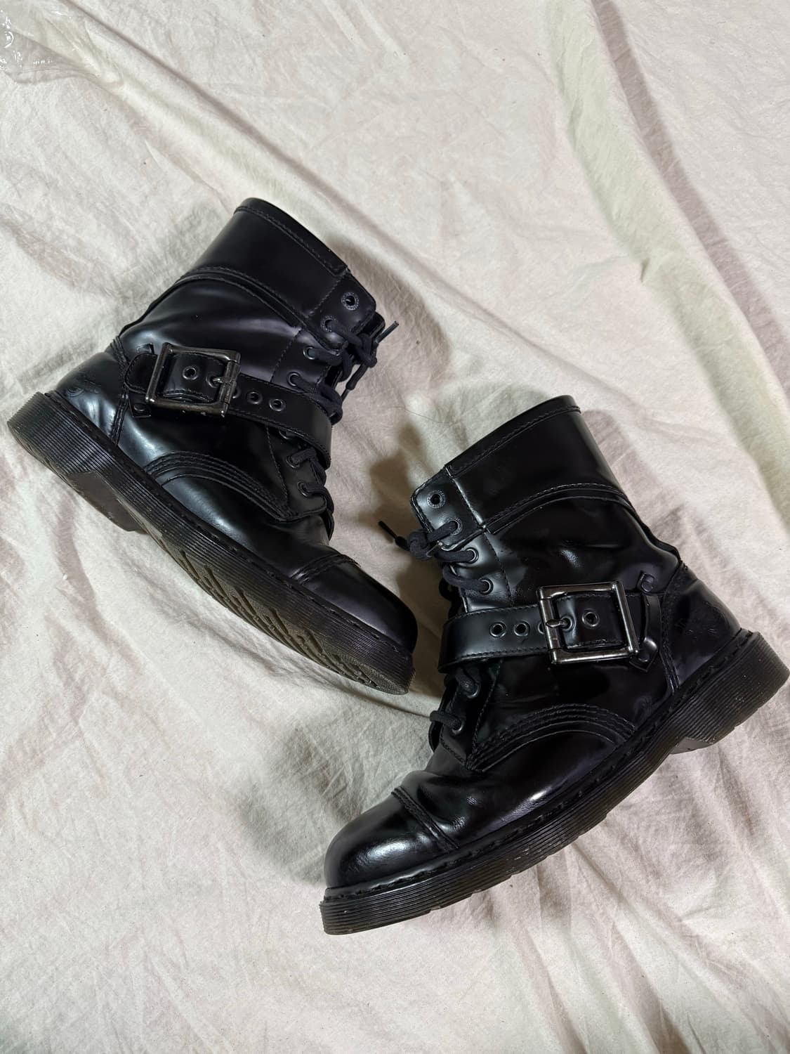 닥터마틴 트라이엄프 1460 바이커 부츠 블랙 상품이미지1