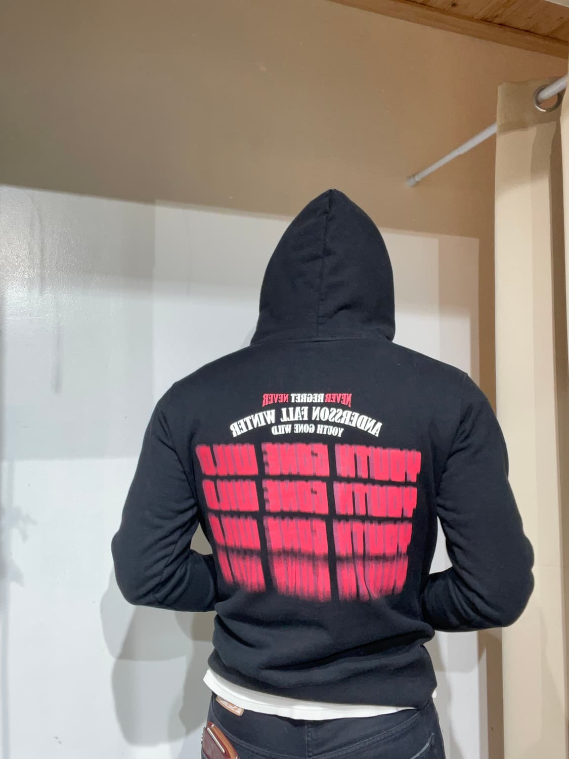 앤더슨벨 크래픽 후드티  상품이미지1