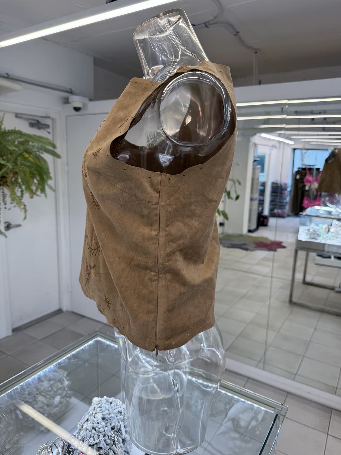 emboidery suede top 상품이미지3