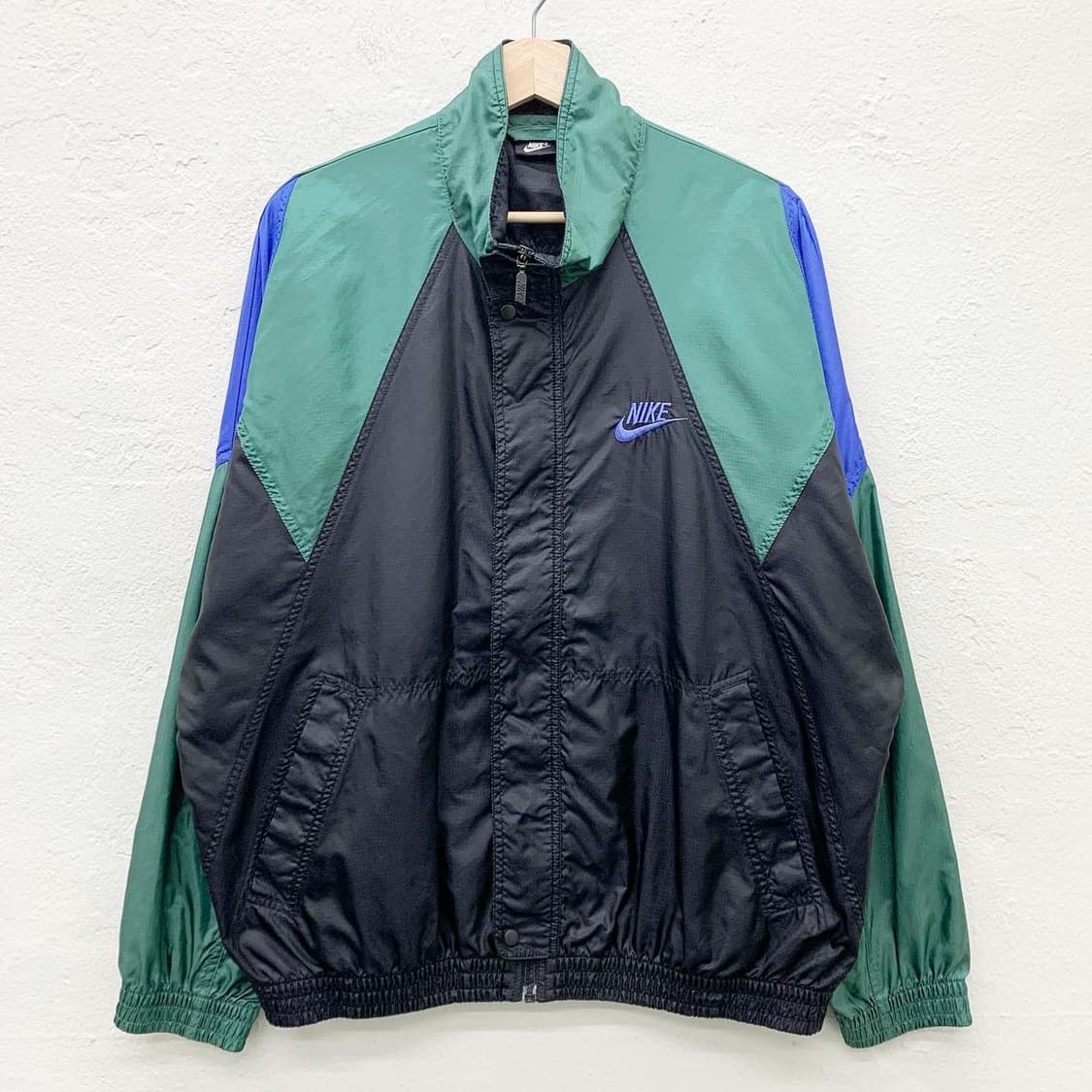 나이키 블루그린 배색 윈드브레이커 상품이미지3