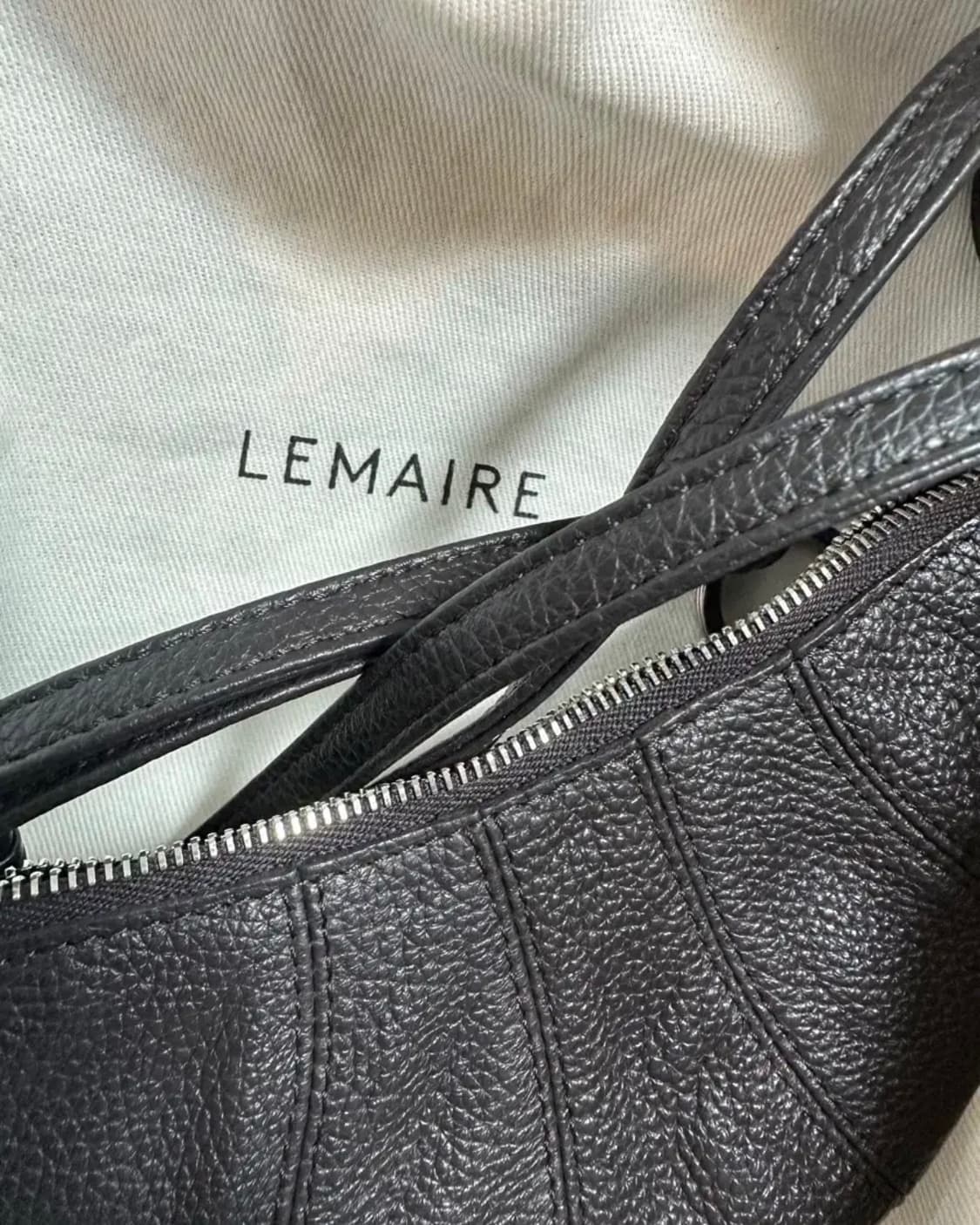 르메르 코인 펄스 다크브라운 상품이미지2