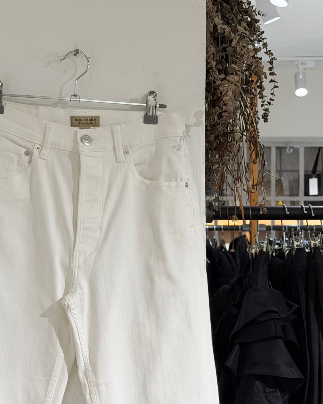 버버리 화이트 브릿 스트레이트 진 상품이미지4