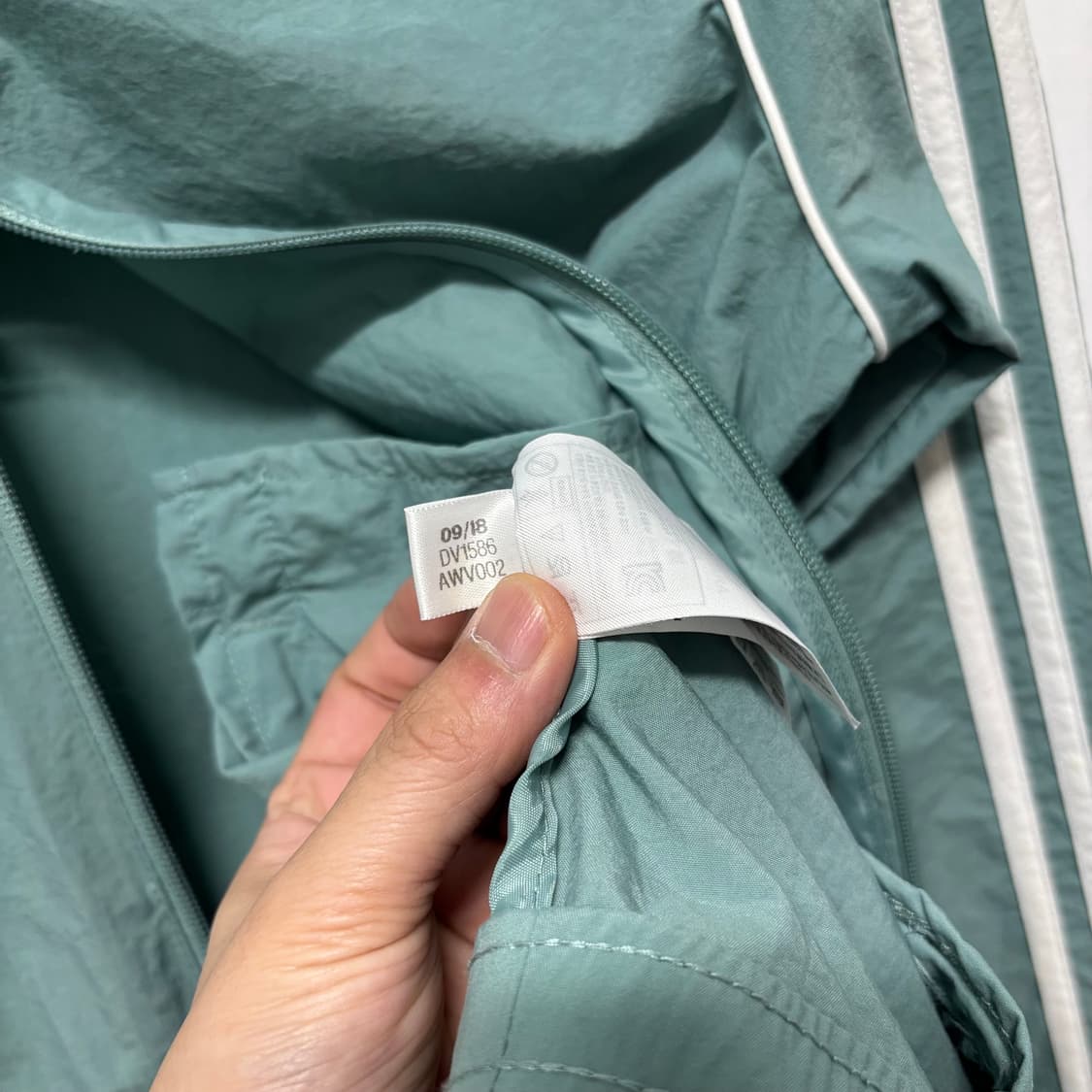 아디다스 민트 삼선 바람막이 상품이미지6