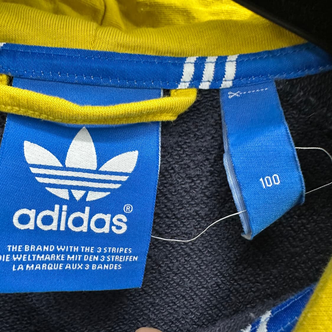 100 아디다스 남자 대장급 빅로고 후드집업 상품이미지3