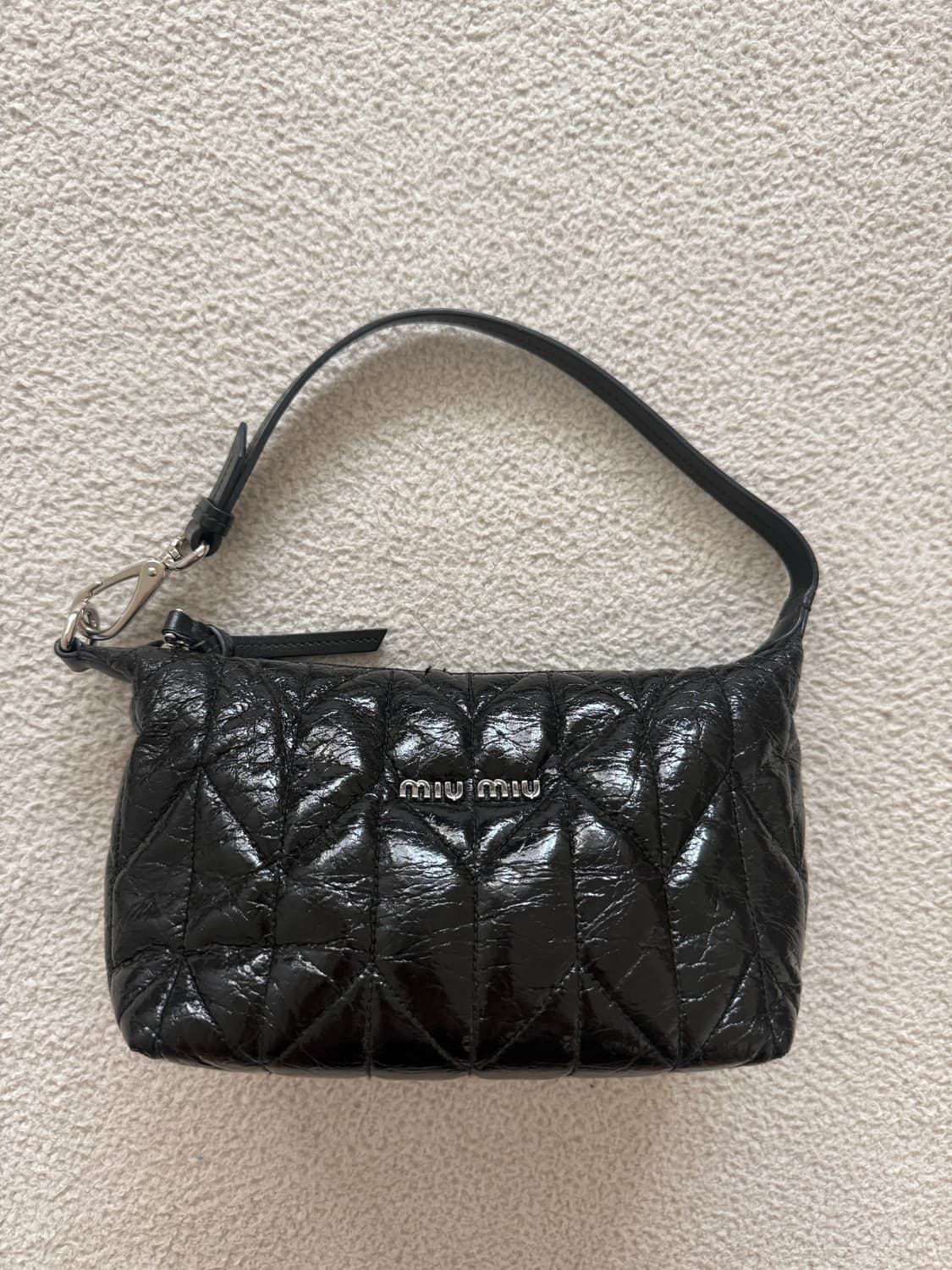 미우미우 스피릿 시레 백 상품이미지1