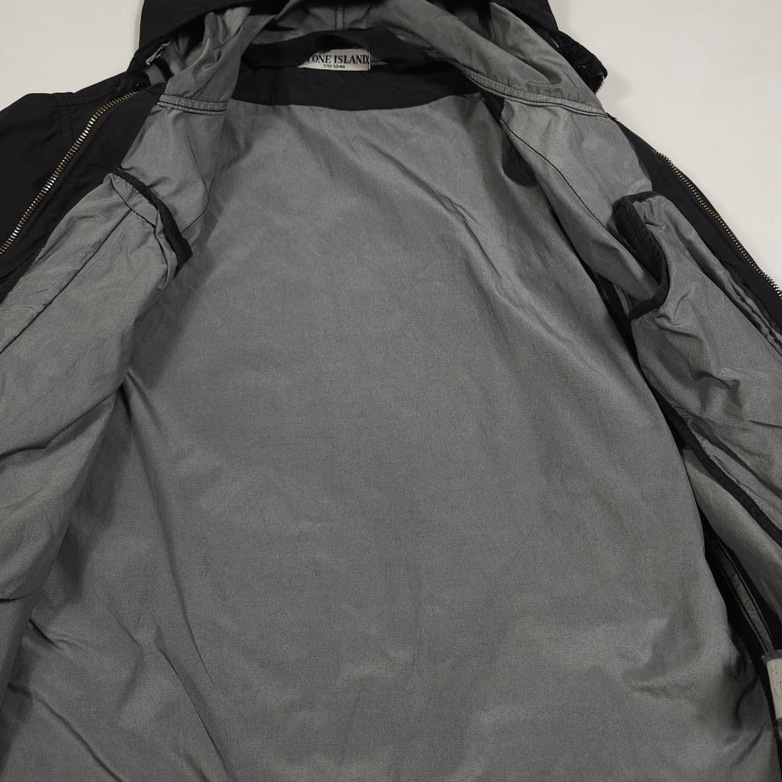 스톤아일랜드 와펜 바람막이  상품이미지7