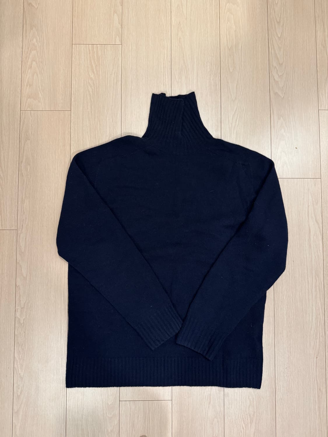 오피신제네랄 울/캐시미어 터틀넷 네이비 상품이미지1