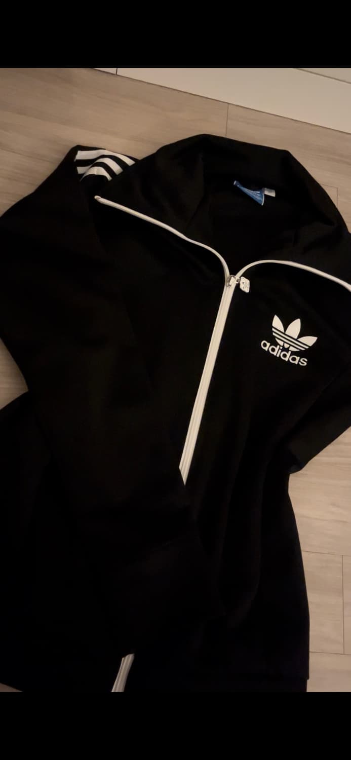 아디다스 빅로고 유로파 블랙 져지 s(90) 상품이미지1