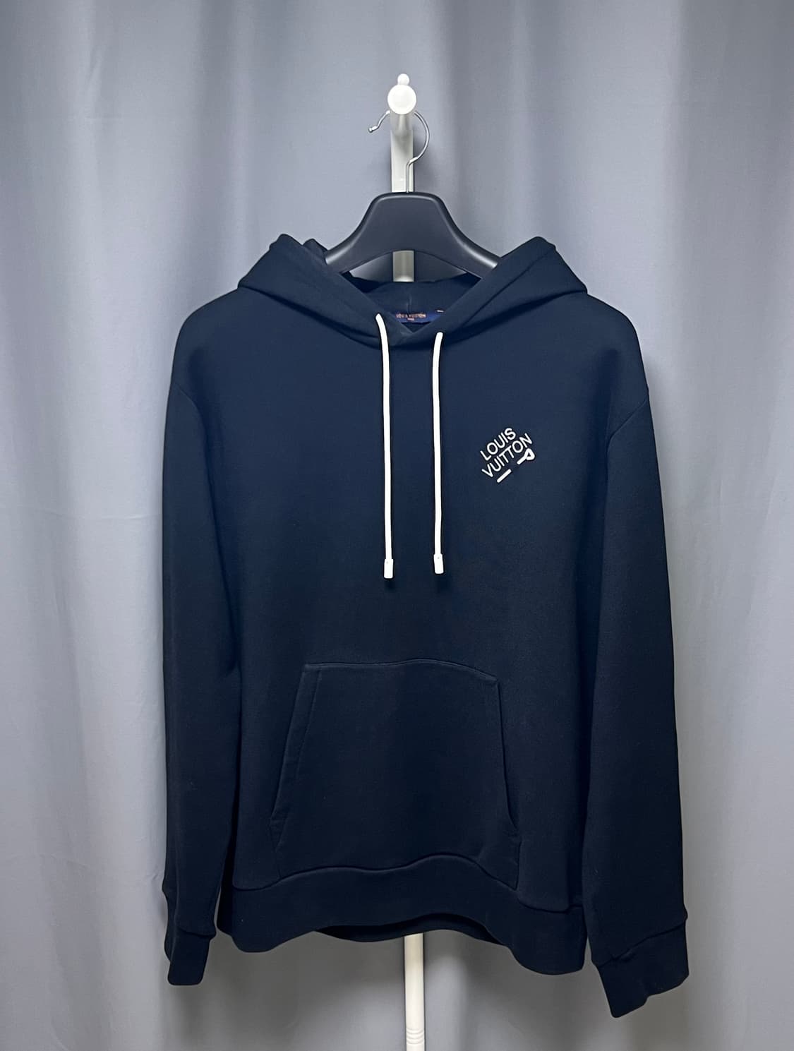 [정품] XL 루이비통 엠브로이더드 시그니처 후드티 블랙 상품이미지1