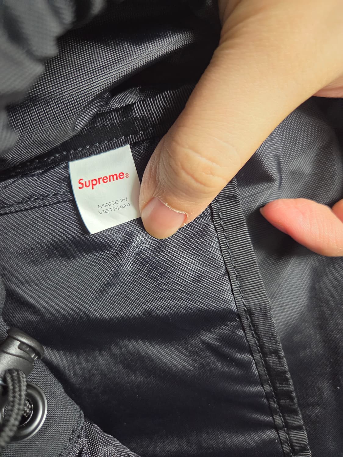 23SS 슈프림 필드 백팩 블랙 판매합니다 상품이미지4